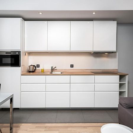 Rentplanet - Apartamenty Atal Tower Wrocław Extérieur photo