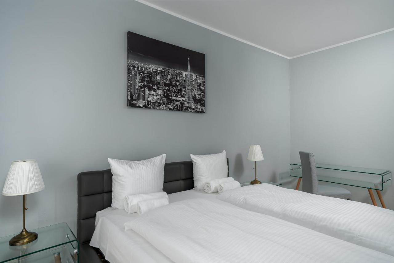 Rentplanet - Apartamenty Atal Tower Wrocław Extérieur photo