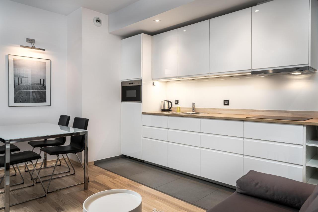 Rentplanet - Apartamenty Atal Tower Wrocław Extérieur photo