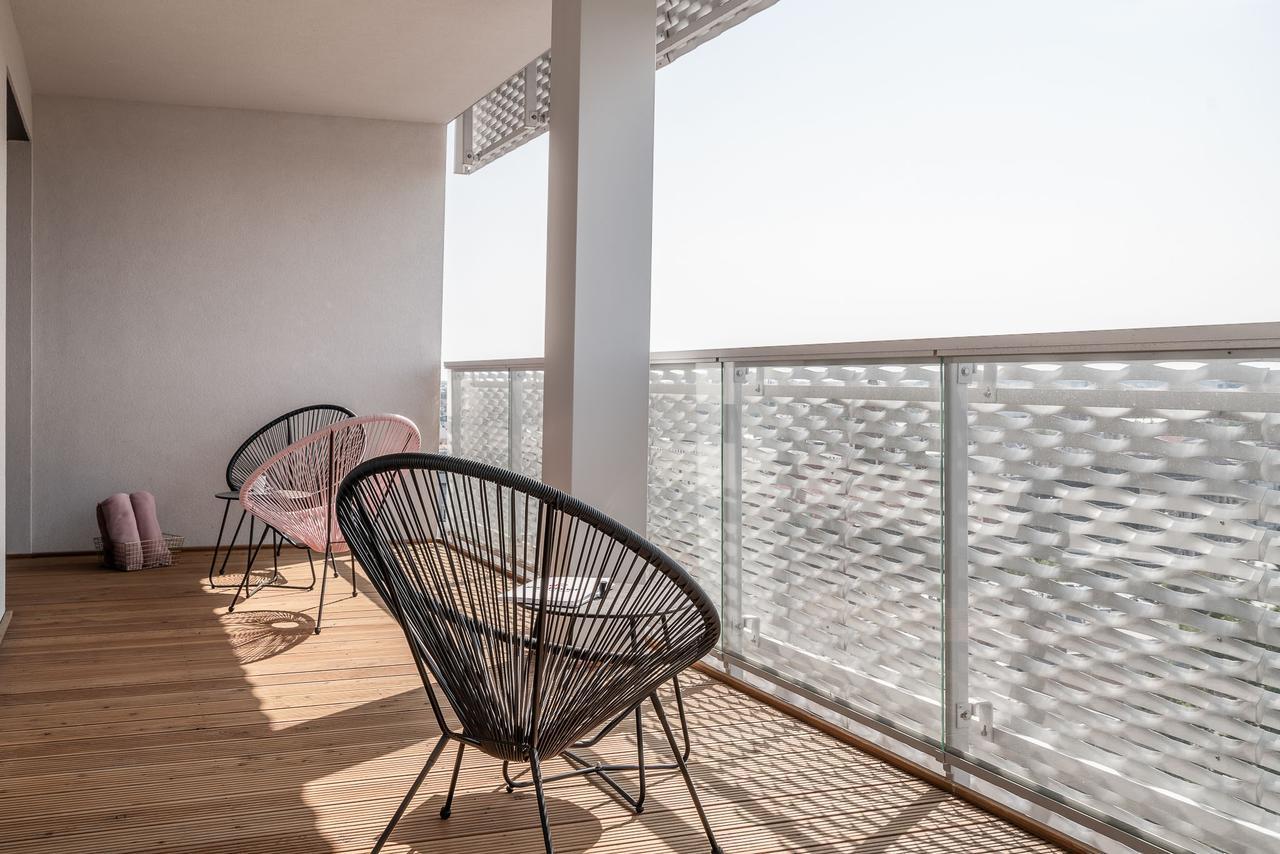 Rentplanet - Apartamenty Atal Tower Wrocław Extérieur photo