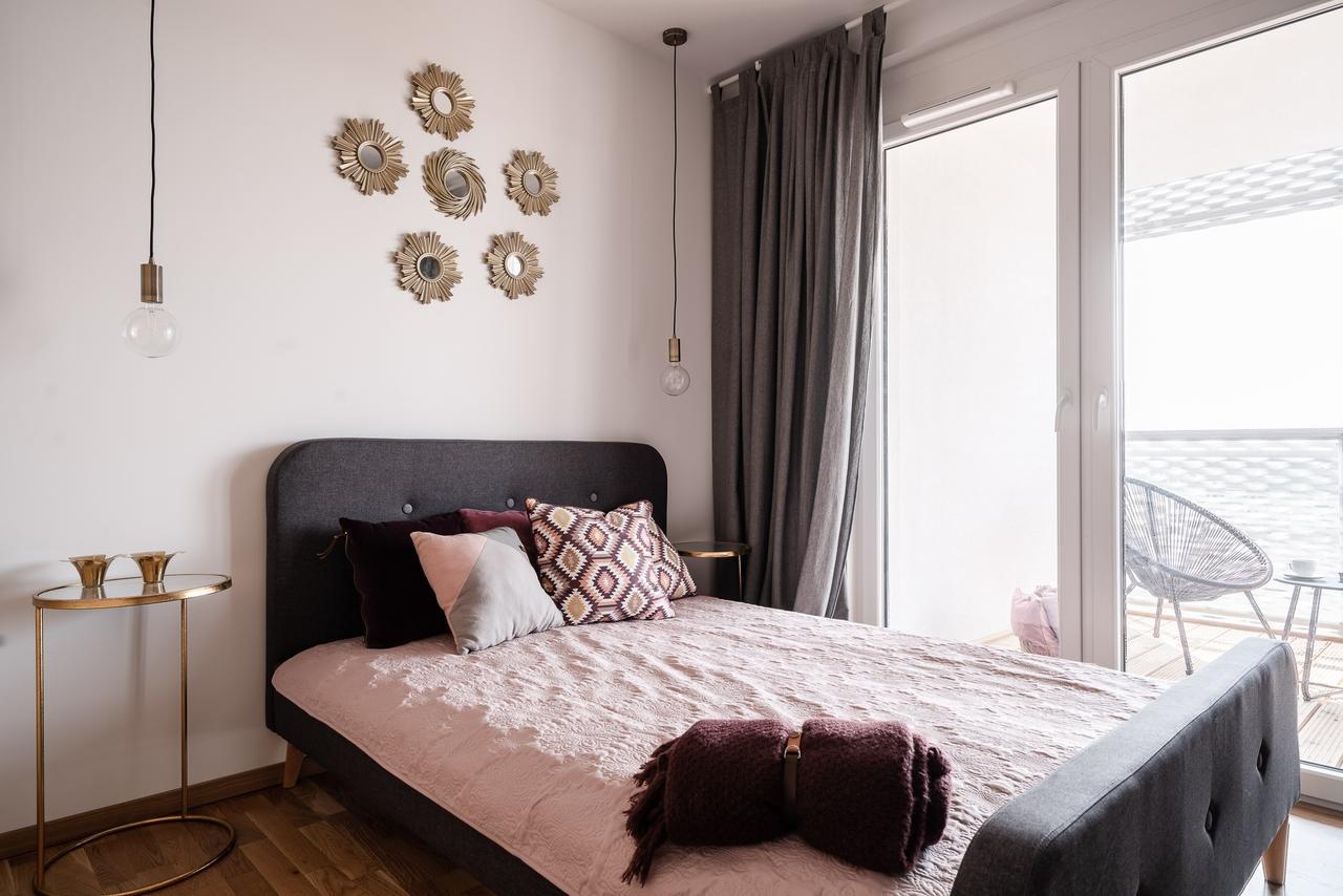 Rentplanet - Apartamenty Atal Tower Wrocław Extérieur photo